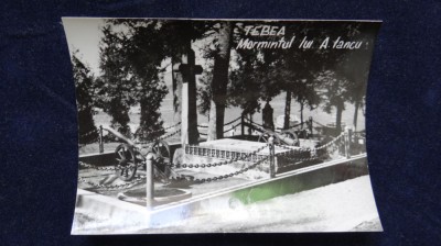 Poza Tebea - Mormantul lui A. Iancu foto