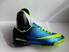 NIKE MERCURIAL VICTORY IV foto