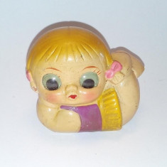 Ascutitoare din ceramica reprezentand o fetita, anii '70