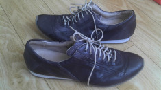 Pantofi din piele firma Roberto santi marimea 39,arata ca noi! foto