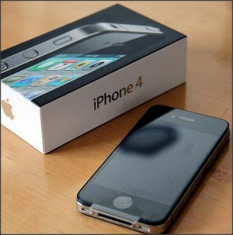 Telefon mobil Apple iPhone 4, 32GB, Black NEVERLOCKED foto