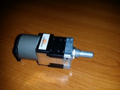 ALPS 50KBX6 - potentiometru motorizat 6 canale, pentru boxe Genius foto