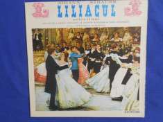 {DISC VINYL} JOHANN STRAUSS - LILIACUL - SELECTIUNI (vinil, ELECTRECORD) foto