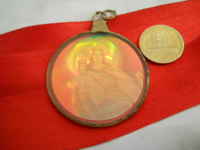 Splendid si Vechi Medalion cu tematica religioasa Lucrat manual pe sticla Finut foto