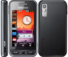 microSD, up to 16 GB;240 x 400 pixels, 3.0 inches; TFT resistive touchscreen;, 256K colors telefonul a fost folosit foto