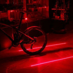 Lumina de semnalizare pentru bicicleta - 5 leduri rosii cu lasere foto