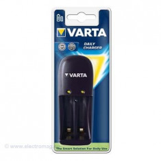 INCARCATOR AA/AAA BASIC DAILY VARTA foto