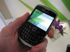 Blackberry 9300 curve smartphone negru vand schimb rapid cu nokia iphone samsunt galaxy htc foto