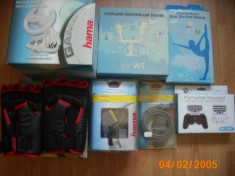 ACCESORII WII ( VOLAN,MANUSI,SIMULATOR,CABLU SCART,HUSA,TASTATURA,PLACA SKATEBOARD) foto