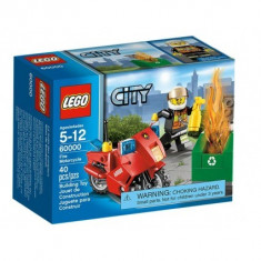 LEGO City, Motocicleta de pompier - 60000, transport gratuit foto