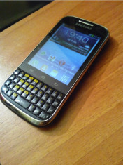 Samsung Galaxy Chat B5330 foto