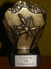 AuX: Superb TROFEU de Bowling din anul 1996, GHBW Mannschaft, confectionat din bronz pe soclu de marmura, bila pe culoar loveste toate popicele! foto