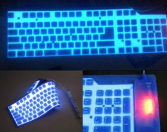 Tastatura Flexibila Iluminata Rezistenta la Apa foto