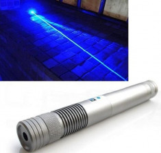Blue laser Pointer 10000 MW Laser Albastru cu Acumulatori si 5 Capete 3D foto