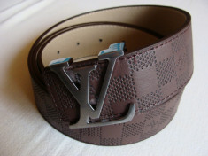 CUREA LOUIS VUITTON LV MAROU INCHIS MADE IN SPAIN CATARAMA ARGINTIE foto