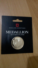 Medalion Stonegenge - Placat Aur foto