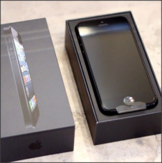 Telefon mobil Apple iPhone 5, 16GB, Black NOU NOU NEVERLOCKED EXPUS IN VITRINA 2 SAPATAMANI, GARANTIE SCRISA 12LUNI foto