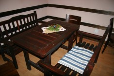IEFTIN !! SUPER MOBILIER RUSTIC SI DOTARI SH PENTRU RESTAURANT-PUB-TERASA. foto