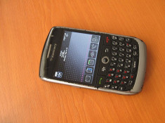 Smartphone BlackBerry Curve 8900 - tastatura qwerty, wireless wifi, navigatie GPS foto