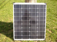 Panou solar fotovoltaic 50w , Celula Monocristalina ,energie pt : becuri spoturi tv led laptop incarcare baterie ,eficienta ridicata 17.5% foto