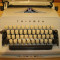 masina de scris triumph