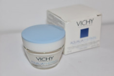 Crema Vichy Aqualia Thermal Riche Crema hidratanta 24 ore foto