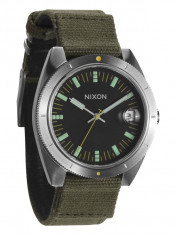 NIXON Rover II A-355-1089 Surplus Black Herrenuhr foto