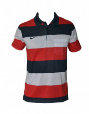 Tricou Nike - In dungi - Model Polo - De bumbac - Rosu sau Bleu - Slim fit - Masuri: M, L, XL, XXL - Cambrat foto