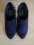BOTINE DEICHMANN, 38