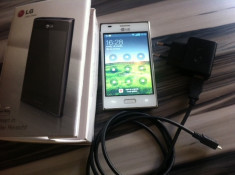 Telefon Smart LG-E610 foto