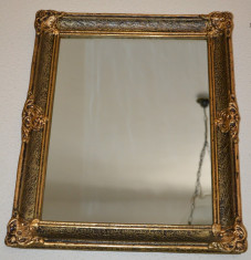 Oglinda de perete cu rama din lemn 54X44 cm foto