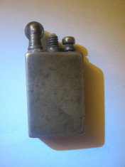 Bricheta Tip Zippo Facuta Manual De Colectie Folosita In Timpul Celui De Al II Lea Razboi Mondial foto