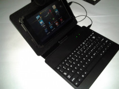 Husa METALICA tableta cu tastatura 7 , 8 , 9,7 inch DIMENSIUNE HUSA REGLABILA - SE MARESTE SAU SE MICOREAZA HUSA ,mufa Micro Usb HUSA METALICA foto