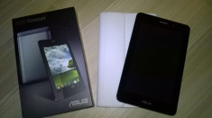 Tableta Fonepad Asus 7&amp;quot;, 1GB DDR2, 16GB, 3G, Wi-Fi + husa foto