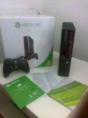 Vand consola Xbox 360, 4 GB foto