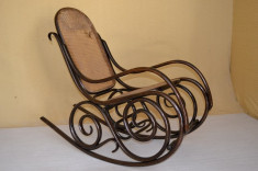 Balansoar Thonet foto