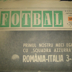 FOTBAL - (21 iunie 1972) numai pagina 1 - interviu cu Sandro Mazolla (inaintea meciului cu Italia) si prim plan cu Hajnal realizate de Ioan Chirila
