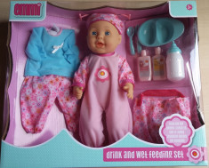 Papusa care bea si face pipi - drink and wet feeding set foto