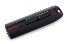 USB Flash Drive SanDisk Extreme USB 3.0 16GB foto