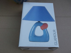 Veioza, lampa ceramica albastra cu abajur textil foto