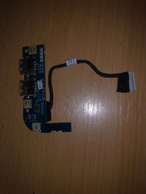 Conectori USB Acer Aspire ZG8 foto