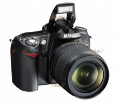 Nikon D90 Kit 18-105mm f/3.5-5.6G ED VR foto