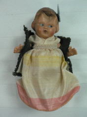 13 - PAPUSA VECHE - BEBE - VINTAGE - CELULOID - INALTIME 7,5 CM - PIESA COLECTIE foto