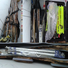 Set Complet pentru pescuit la crap(Lansete,mulinete,huse,senzori,suporti,etc)se poate vinde si separat foto