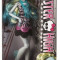 Papusa Monster High covorul negru-EGEBDF22