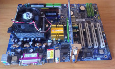 Placa de baza Gigabyte GA-K8VT800 Pro + procesor AMD Athlon64 3200+ + 1GB DDR + video AGP GeForce FX5500 foto