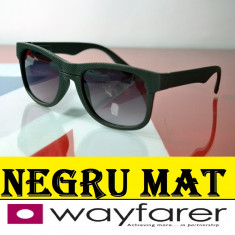 Ochelari wayfarer de soare foto