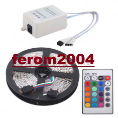 Banda led multicolora RGB, 5 m, 300 led-uri smd 5050, non-waterproof, flexibila - telecomanda 24 butoane si controler incluse foto