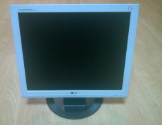 Monitor LCD LG 17&amp;quot; model L1717S-GN 8ms rez. 1280 x 1024 foto