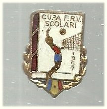 Insigna Cupa F.R.V. scolari 1957 foto